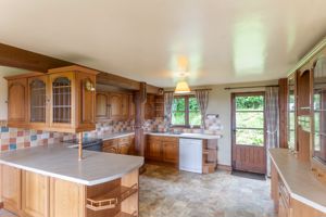 Photo 7- click for photo gallery